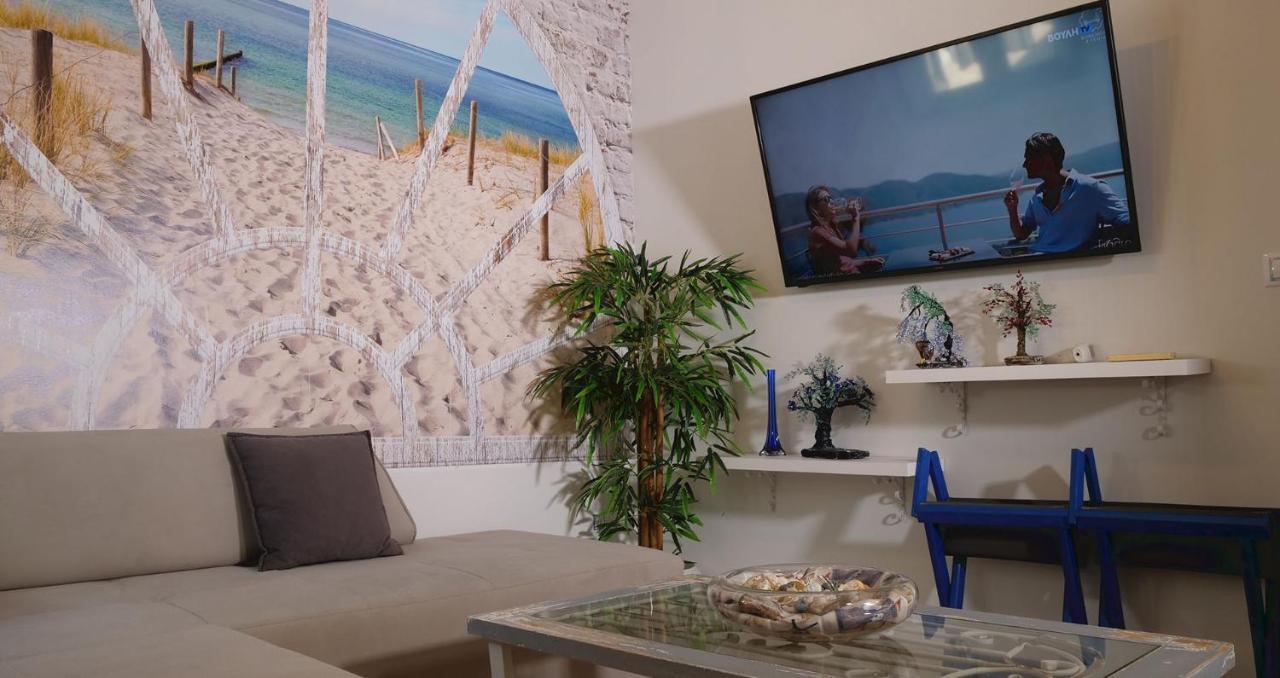 Villa Azzuro Ground Floor Nea Kallikrateia Luaran gambar